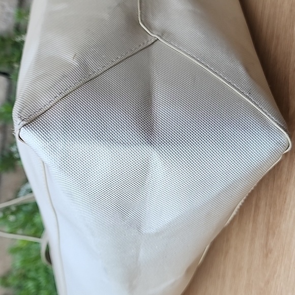 Michael Kors Champagne Metalic Gold Shopping Tote - Picture 7 of 13